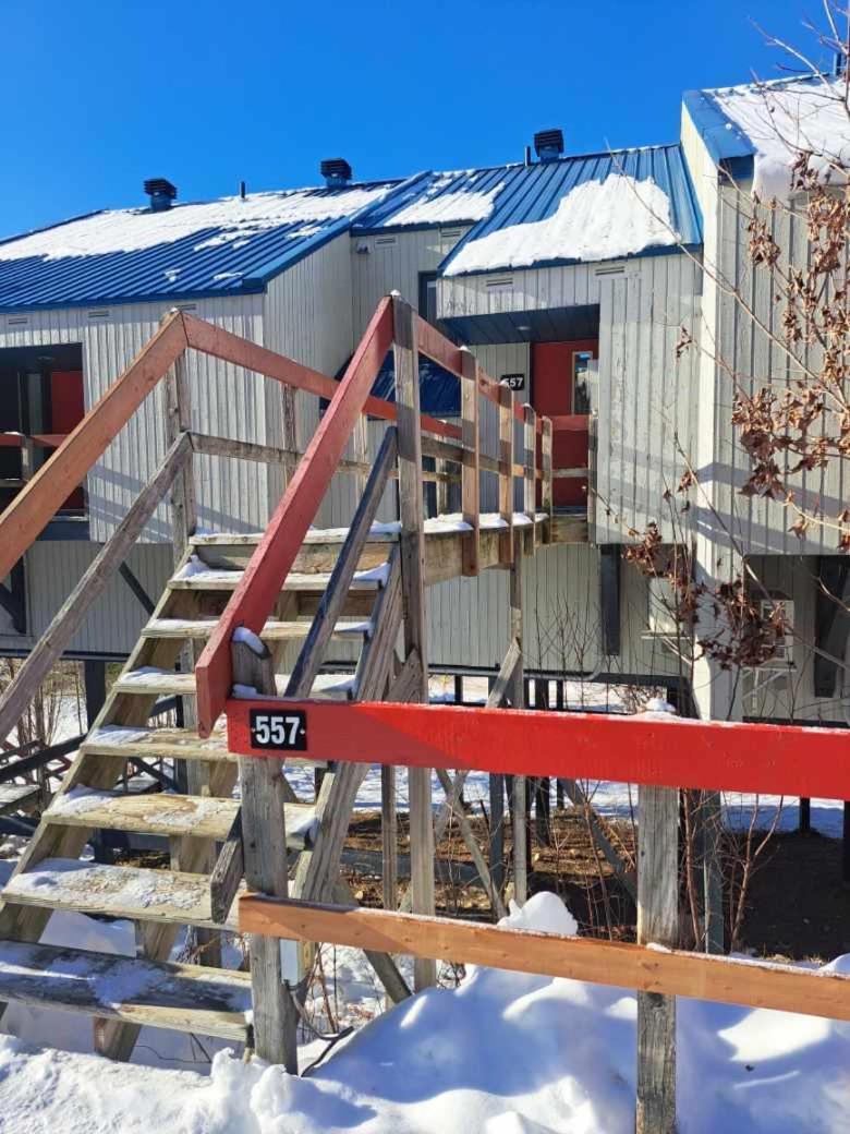 Superbe Condo Face Aux Pentes De Ski Stoneham!!! Extérieur photo